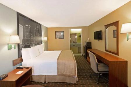 Rodeway Inn - 26