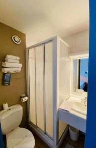 Kyriad Bourges Sud - 7