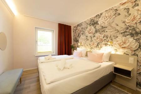 Little Suite - 5