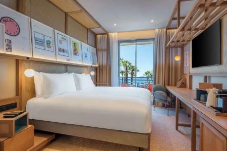 Radisson Blu 1835, Cannes - 50