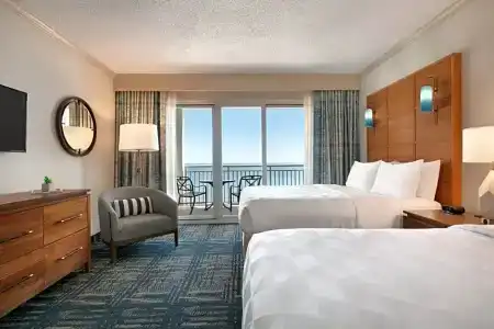 Holiday Inn & Suites, An Ihg - 210