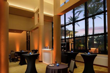 DoubleTree Suites by Hilton Phoenix - 30