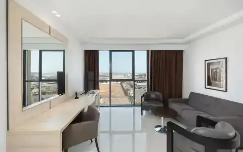 Radisson - 55