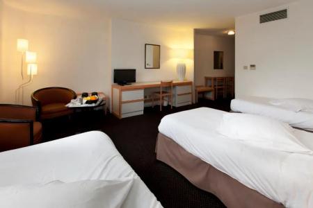 Hôtel Paradis - 58