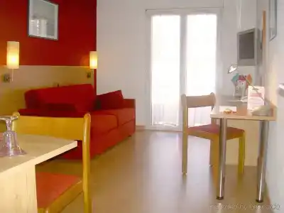Séjours & Affaires Mirabeau - 12