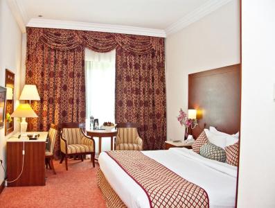Regent Palace - 27