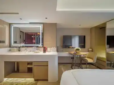 Shanghai Donghu - 23