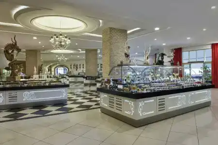 Delphin Imperial Lara - 42
