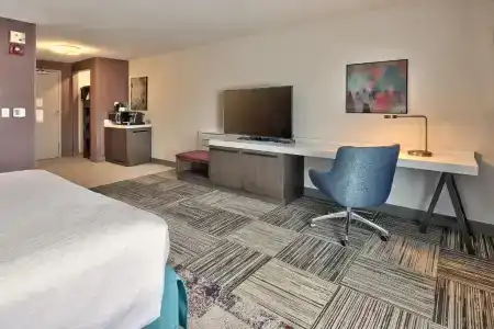 Hilton Garden Inn/Journal Center - 44