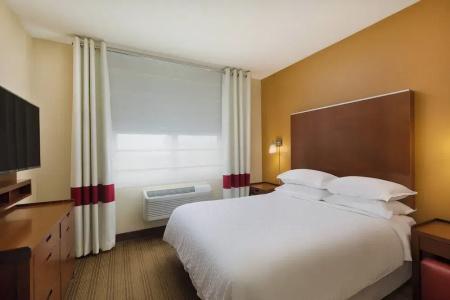 Four Points by Sheraton Portland East - 30