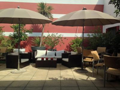 Cote Patio - 11