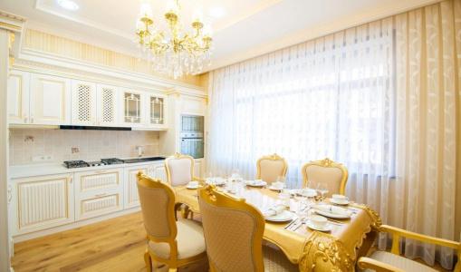 Royal Residence - 64