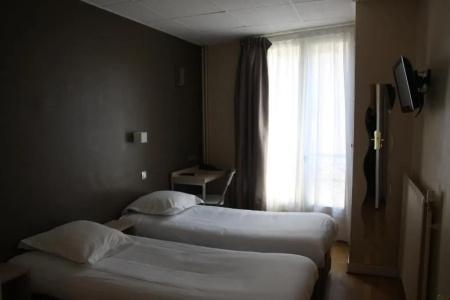 Paris Legendre - 17
