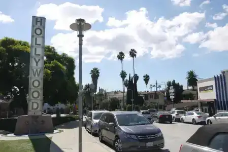 Trylon - Hollywood - 14