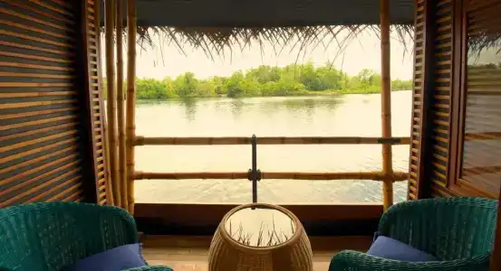 Yathra Houseboat by Jetwing - 31