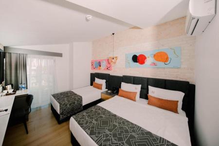 Laren Sea Side Spa - 35