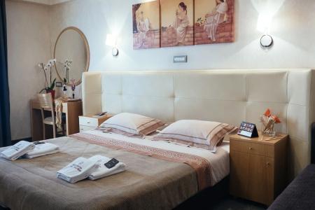 Alexandros Boutique - 260