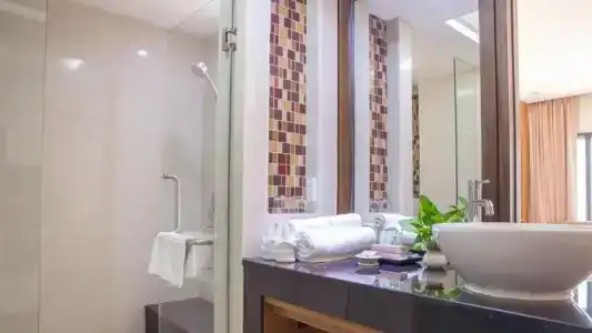 Chiangmai Grandview & Convention Center - Sha Extra Plus - 211