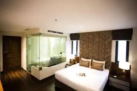 Blue Diamond Luxury - 36