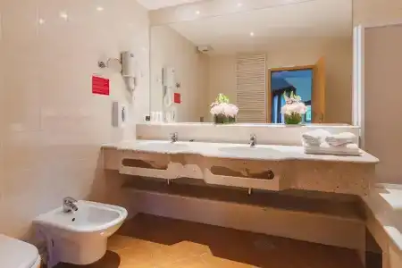 Ramada & Suites Kranjska Gora - 44