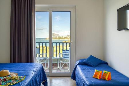 Carlton Riviera - 3