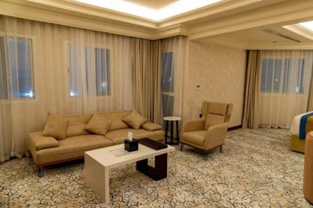 Ivory Inn - 58