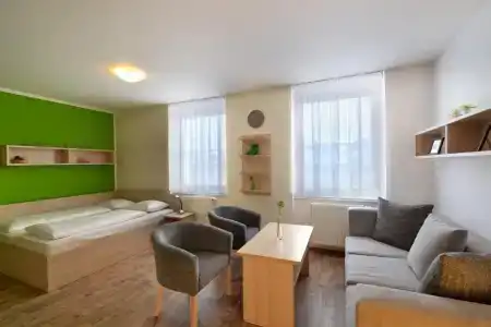 Palác - 34