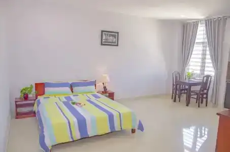 Gold House - 36