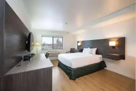 Baymont INN & Suites by Wyndham - 22