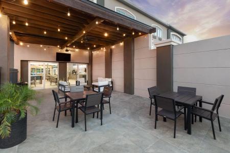 La Quinta by Wyndham Airport - 26