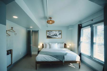 The Historic Peninsula Inn - 123