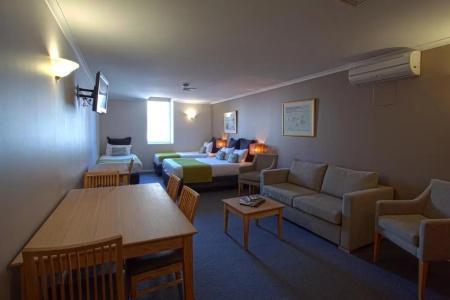 Quest Serviced - Waterfront - 26