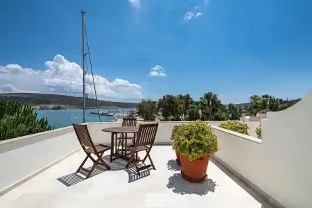 Port Alacati - 46