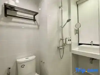 Monomer Hostel Bangkok - 24
