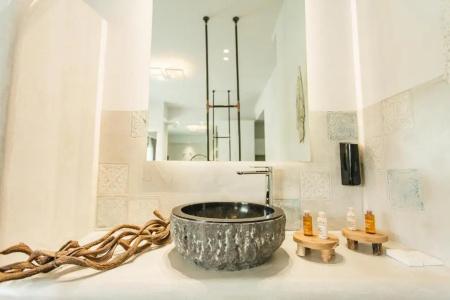 Blue Carpet Luxury Suites - 199