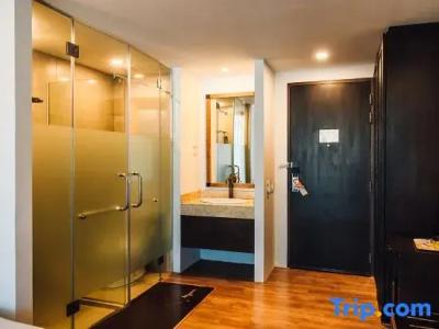 B2 Premier Resort - 78