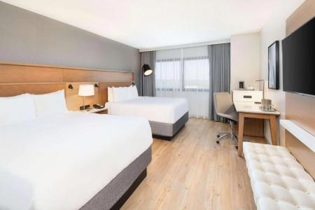 Radisson Phoenix Airport - 5