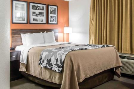 Sleep Inn - 5