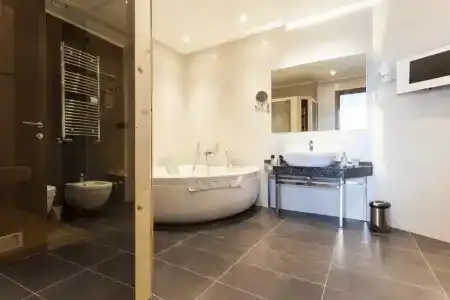 Premier Aqua - 65