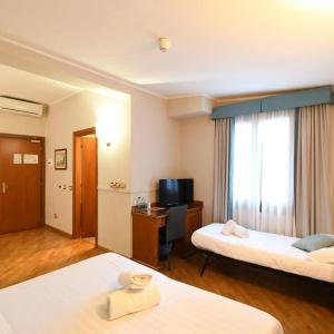 Cavour - 41
