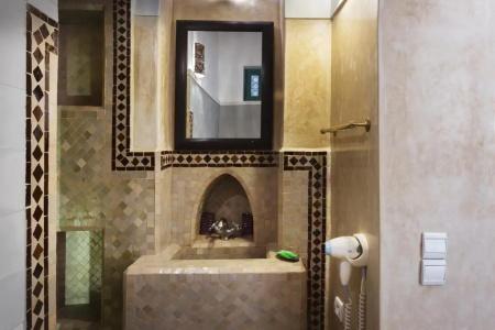 Riad Swaka - 35