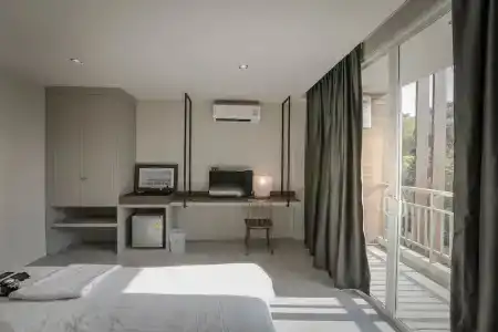 Sugar Ohana Poshtel - 35
