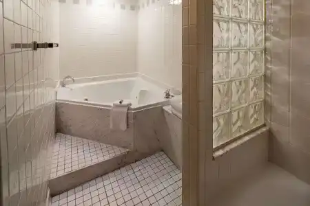 Hilton Netherland Plaza - 7