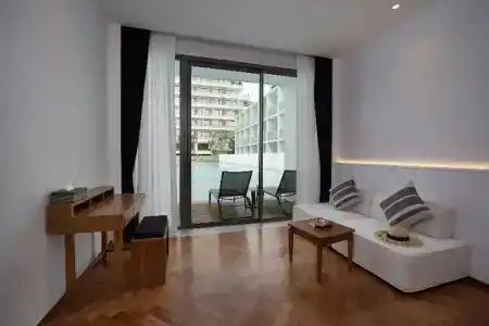SeaCono Patong Beach Front - 69