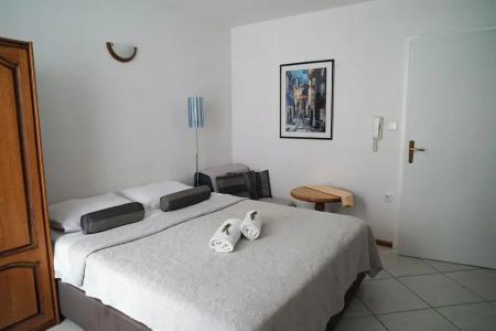 and Rooms Degra - 105