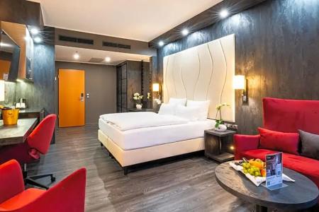 Plaza Schwerin; Sure Collection By Best Western - 101