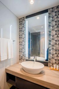 Radisson Dubai Damac Hills - 58