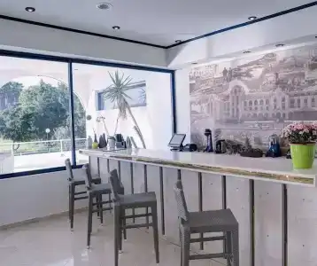 Larisa Boutique - 7