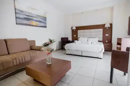 Thalassa Apart - 65