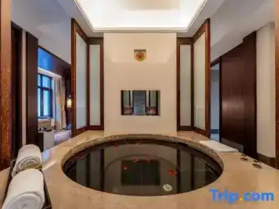 Huaqing Palace & Spa - 127